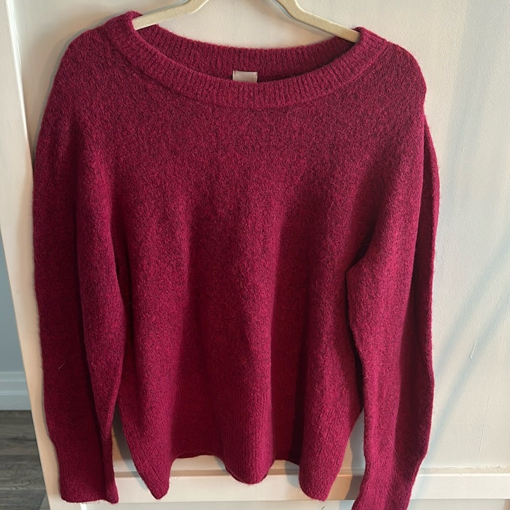 H&M Crew Neck Sweater
